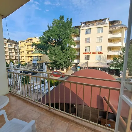 24, Ryor Апартамент